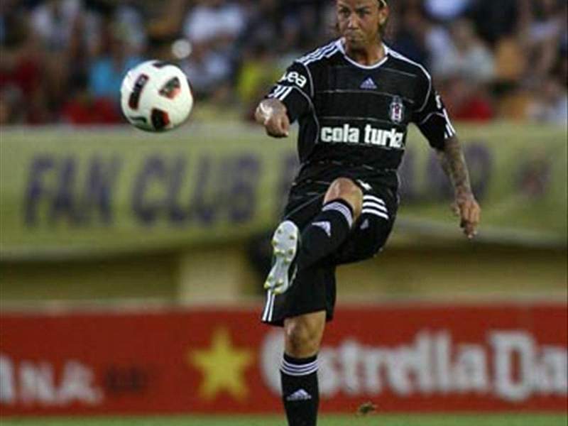Besiktas midfielder Guti offers himself to Polish clubs ...