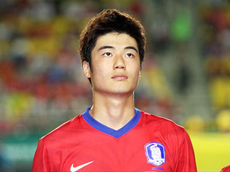 Celtic Midfielder Ki Sung Yueng Faces Spell In Army After Snubbing Asian Games Goal Com