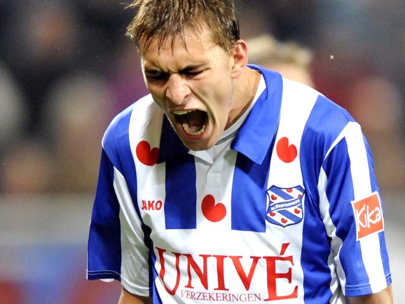 Heerenveen Striker Bas Dost Fails In Arbitration Case To Force Ajax Move Goal Com