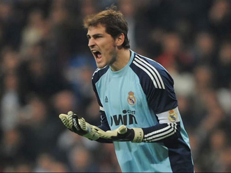 Casillas Real Baut Ein Grosses Team Fur Die Zukunft Goal Com