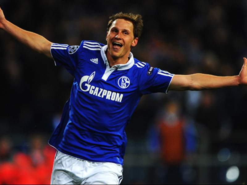 バイエルンがヘヴェデスにオファー Goal Com