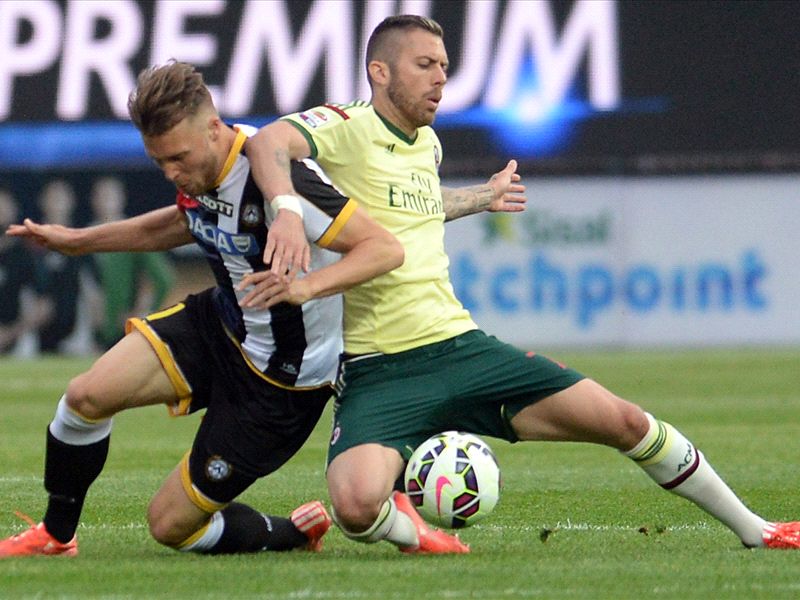 ミラン 精彩欠いてel遠のく手痛い黒星 本田は２戦連続不出場 Goal Com