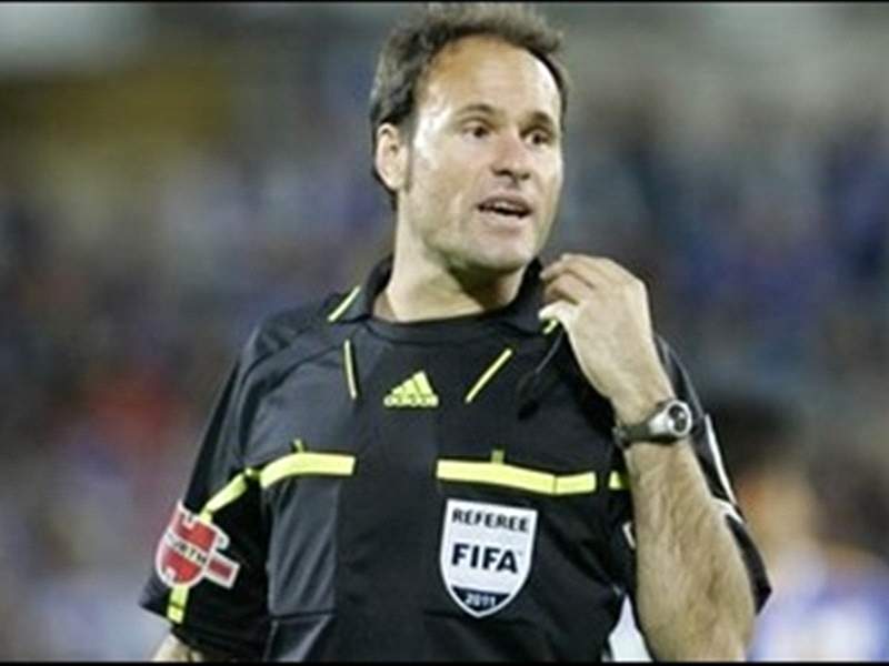 Spanish Referee Mateu Lahoz Banned For Technical Error Made During Sevilla Barcelona Game Goal Com