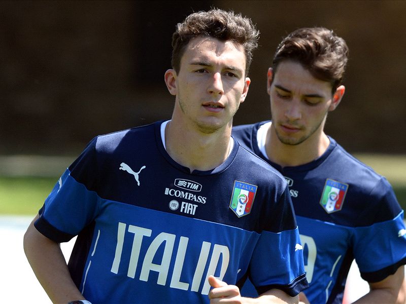 ダルミアンがメディカルチェックでマンチェスター入り ファン ハールも認める Goal Com