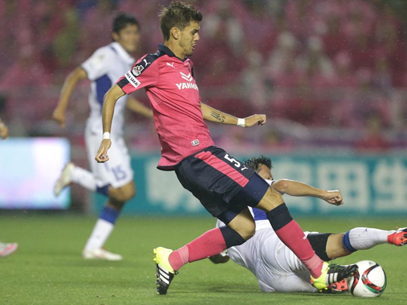 長谷川アーリア サラゴサの公式戦デビューも 地元メディアはそのプレーに懐疑的 Goal Com