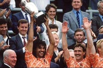 Blast From The Past Euro 1988 Final Ussr 0 2 Netherlands Goal Com