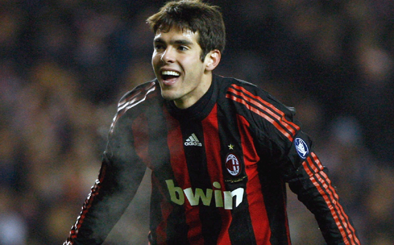 10 Players who went back to their former clubs