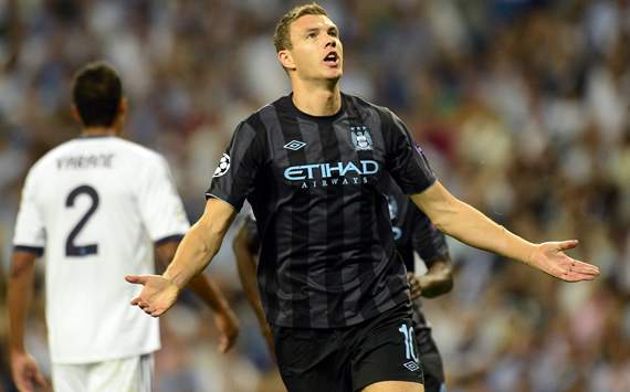 Man City Gegen Dortmund - Which CENTRE BACK will MAN CITY SIGN