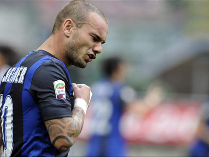 スナイデル 筋肉負傷でダービー欠場へ Goal Com