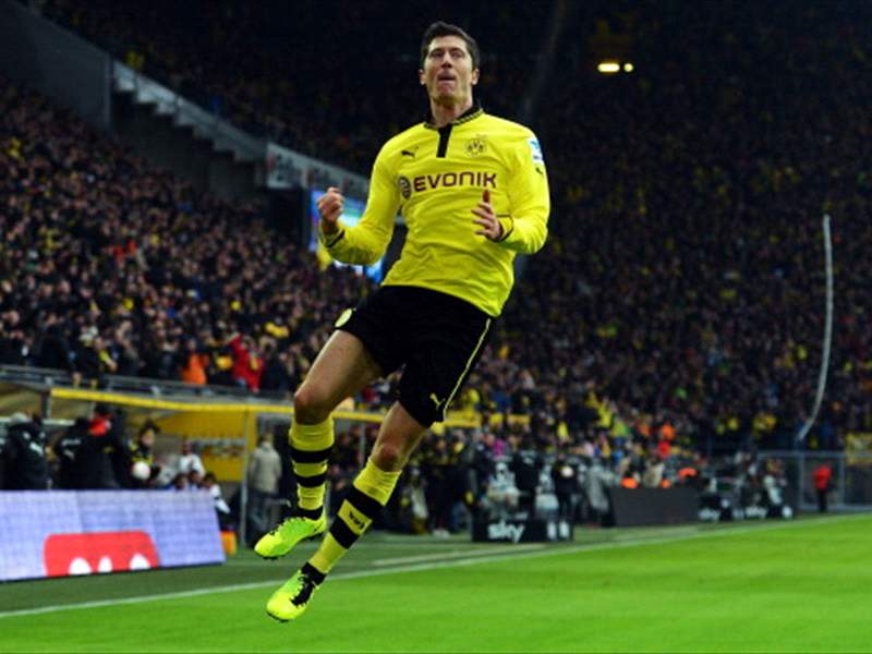 Lewandowski S Agent Hints At Summer Move Goal Com