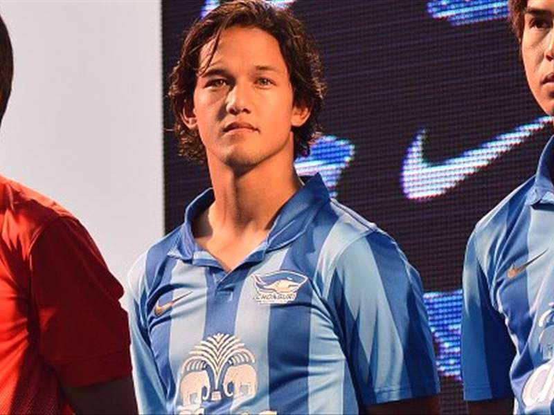 Irfan Bachdim Buys Himself Out From Persema Goal Com Irfan Bachdim Buys Himself Out From Persema Goal Com