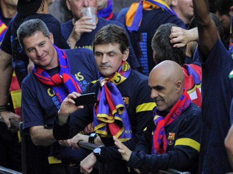 Barcelona celebrate La Liga success but health worries