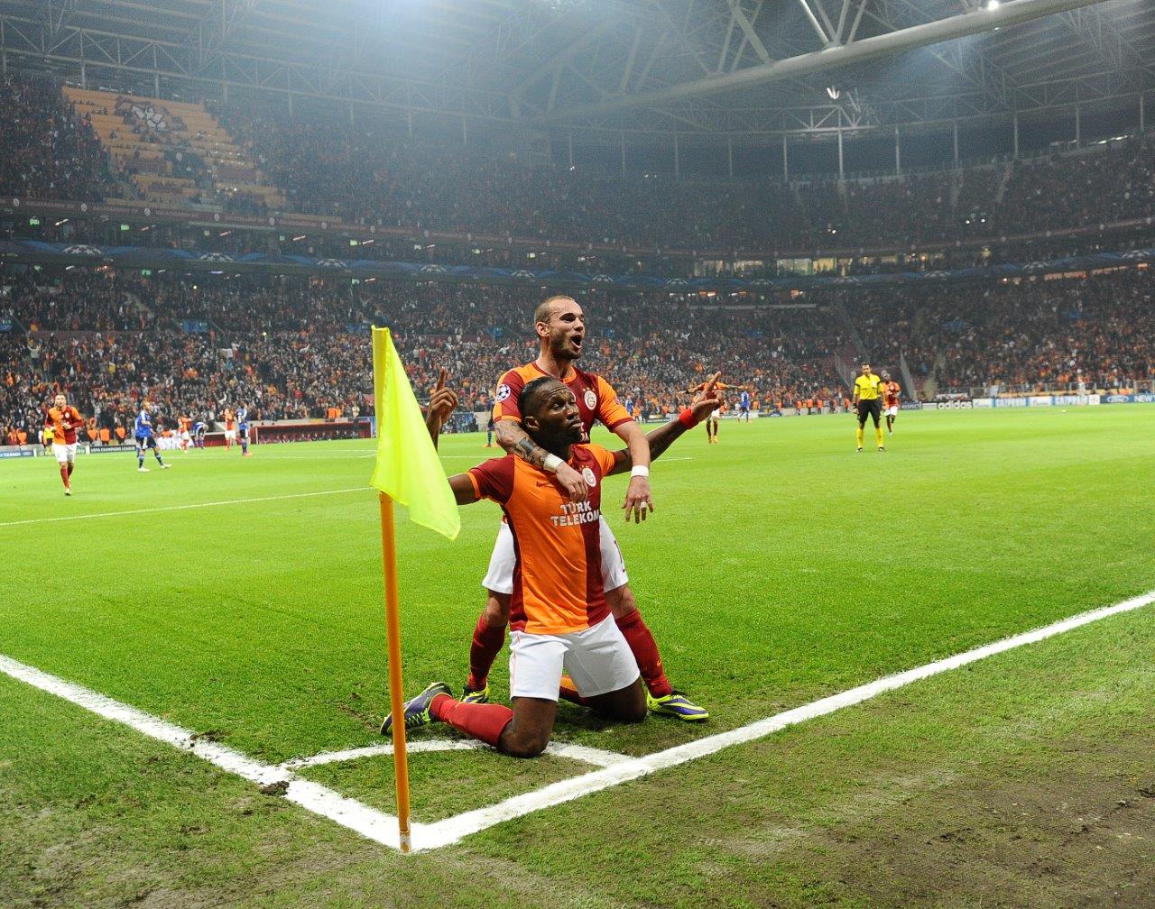 Didier Drogba Ve Wesley Sneijder İkilisi - Galatasaray Sözlü