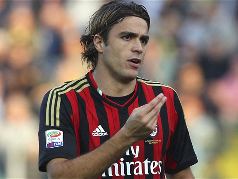 Fantasma' Matri, per l'attaccante 4 tiri in porta da quando è al Milan |  Goal.com