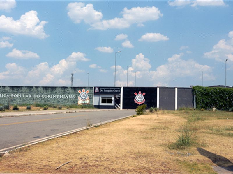 Clubes paulistas solicitam a João Dória reinício no dia 11 de maio; confira