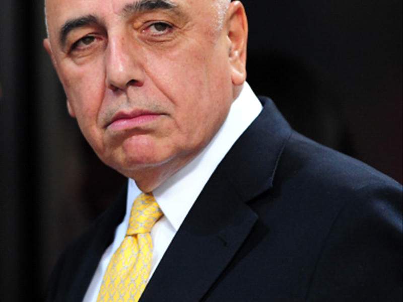 Galliani Dribbla Il Flop Abbonamenti I Tifosi Piu Evoluti Capiranno Goal Com