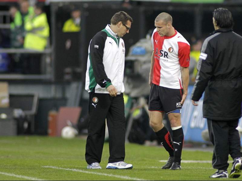 Finished Feyenoord Defender Ron Vlaar Ruled Out Of Twente Clash Goal Com