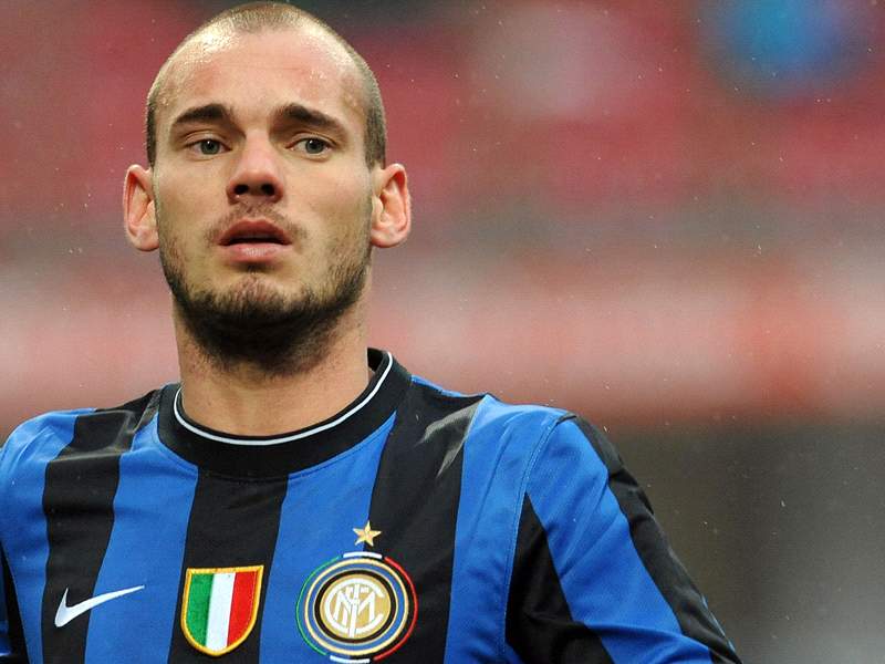 Wesley Sneijder Bester Uefa Mittelfeldspieler Des Jahres Goal Com